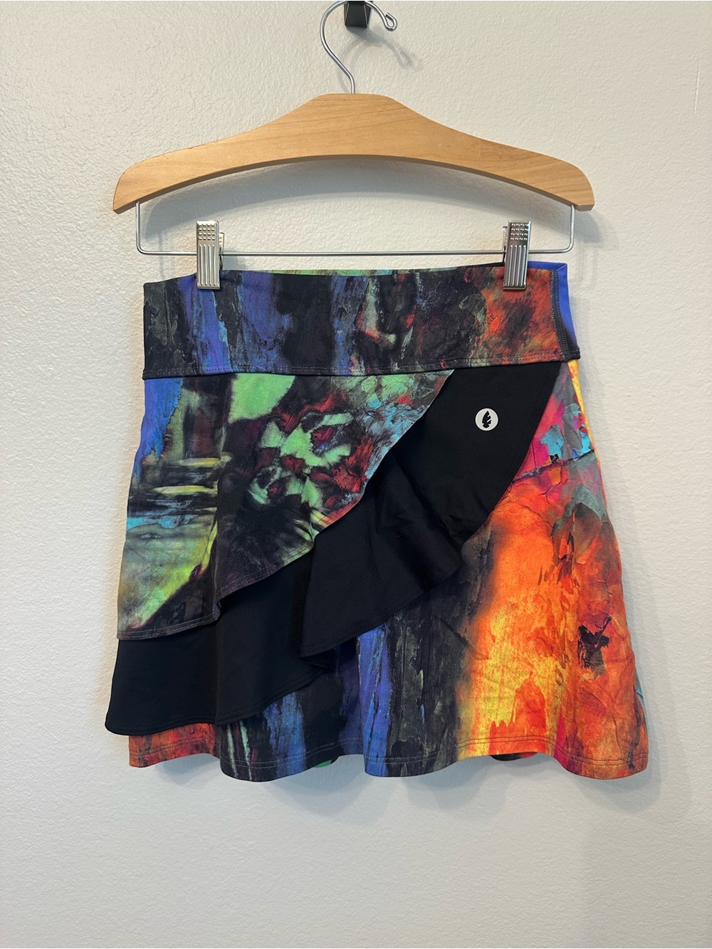 Dona Jo Skort Athletic Multi-Color Abstract Print Ruffle Skirt - Black Accent